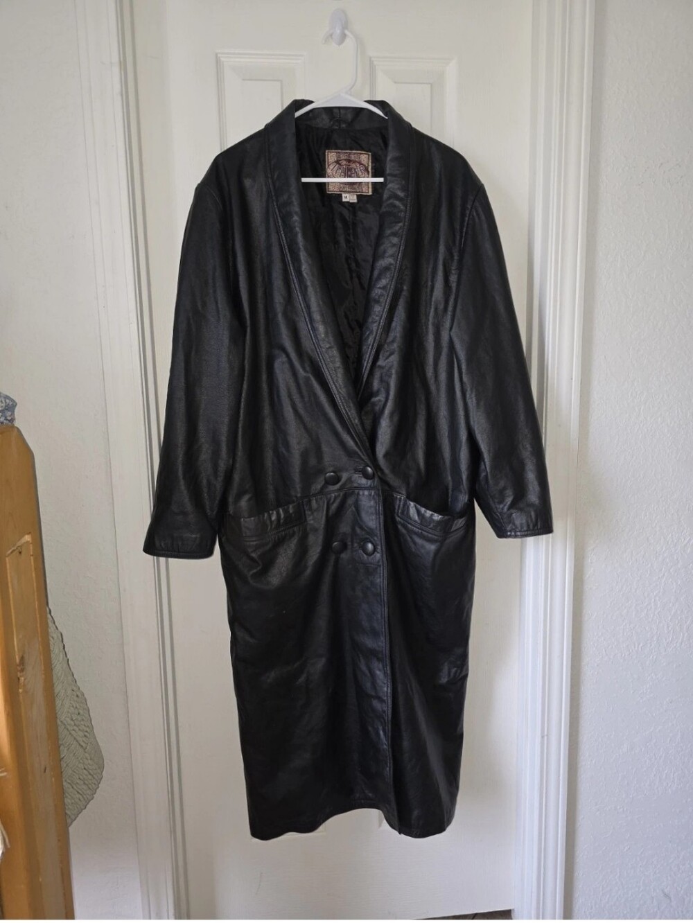 Vintage International Leather Collection size Medium Women’s Black Trench Coat
